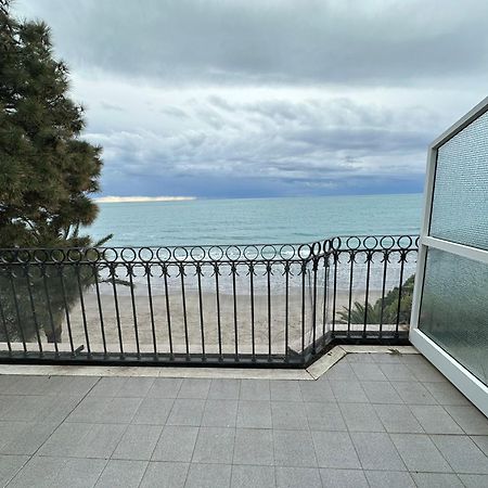 Bellavista Appartamento Sul Mare Alassio Exterior photo